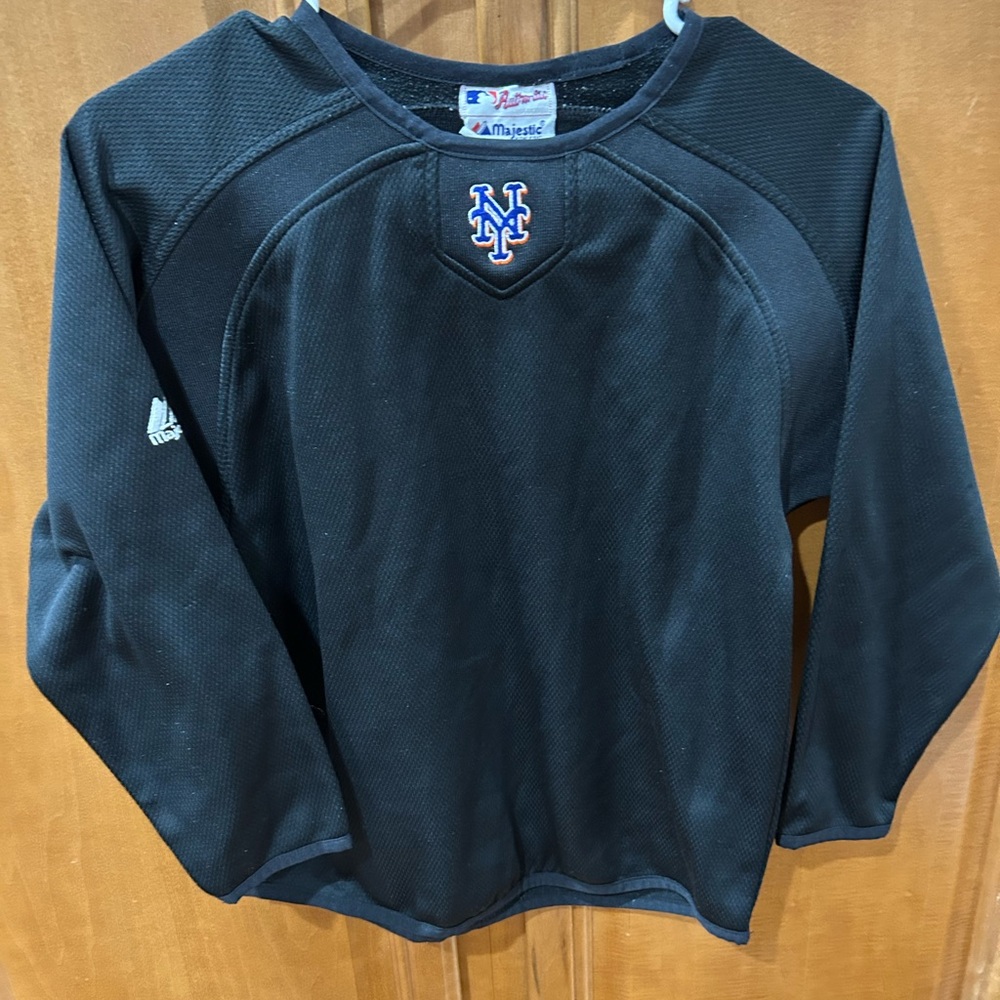 Majestic Kids Black Sweatshirt with Team Logo ( Used But Still in Great Conditio